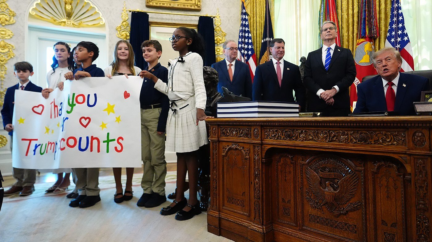 Trump Accounts Auto-Enroll Millions of Kids; Wealth-Building Push Draws Bipartisan Praise