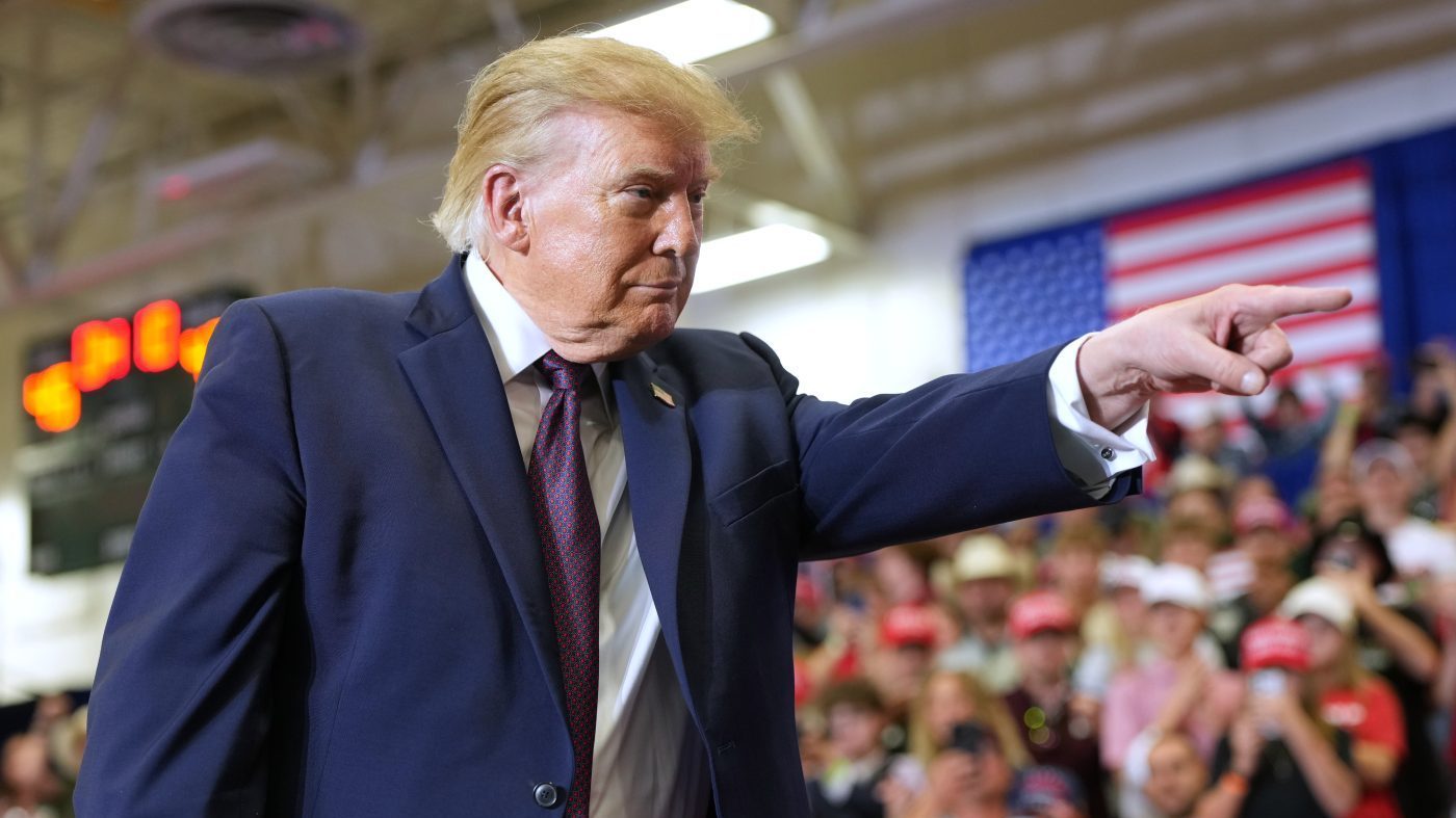 Trump accuses Alaska Democrats of 'voter fraud at the highest level' over spoiler candidate