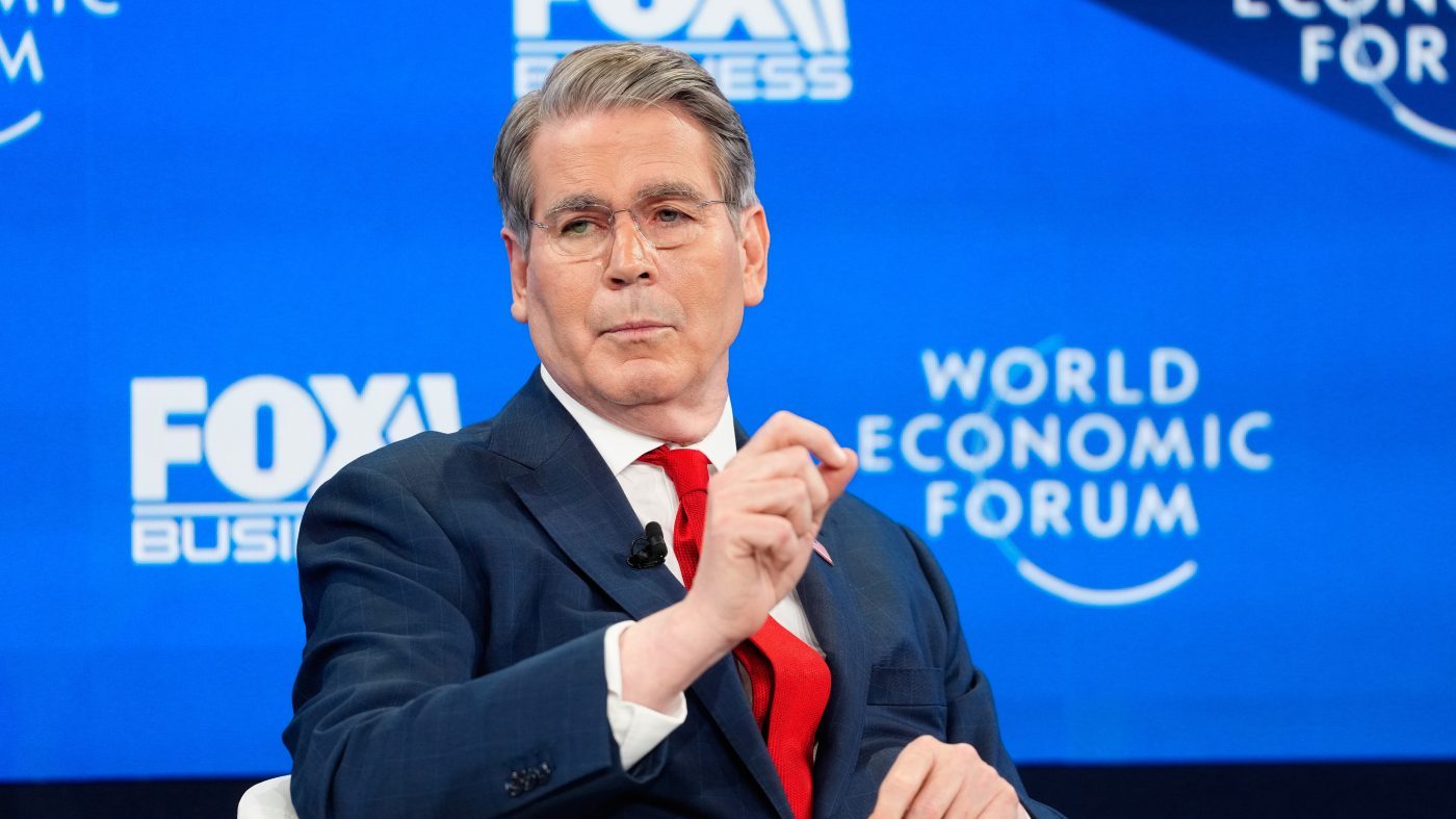 Trump Administration Grants Temporary Sanctions Waiver for Stranded Iranian Oil