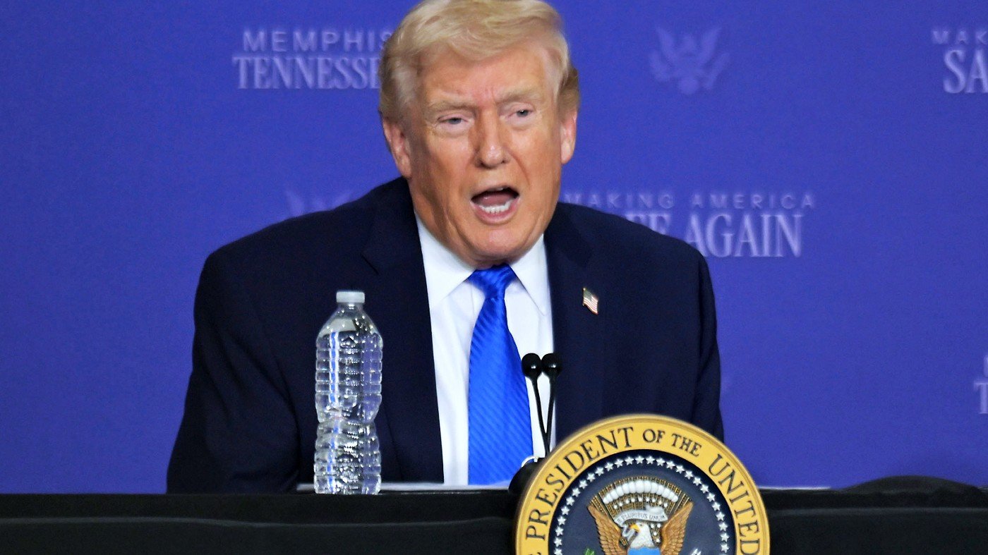 Trump Administration Signals Potential Iran De-escalation Amid Strait of Hormuz Crisis