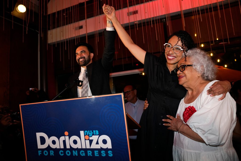 Trump Brands Democrats 'Communists' as DSA Gains Fuel Midterm Strategy