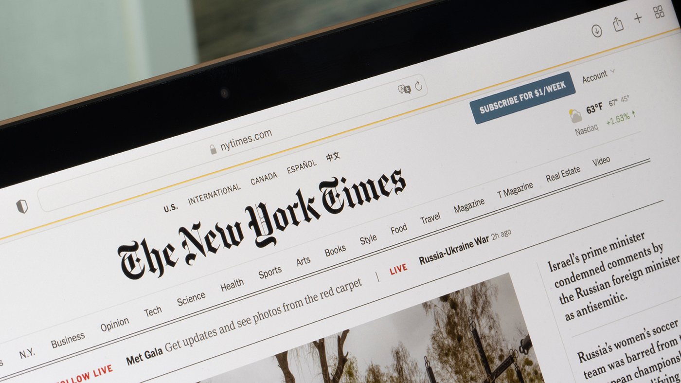 Trump Escalates Feud with New York Times via DOJ Subpoenas Targeting Journalists