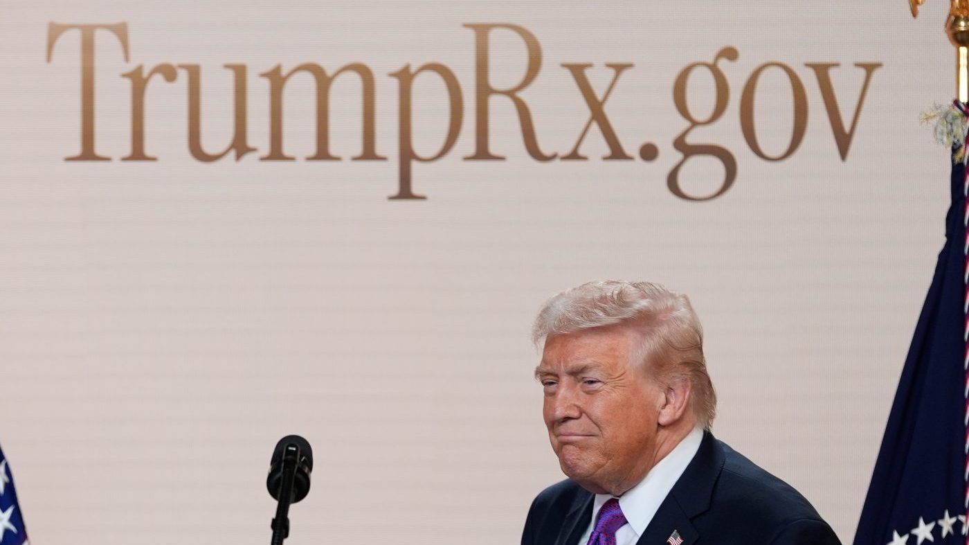 Trump Expands Drug Price Platform with 160 New Medications, Touts Tariff Strategy