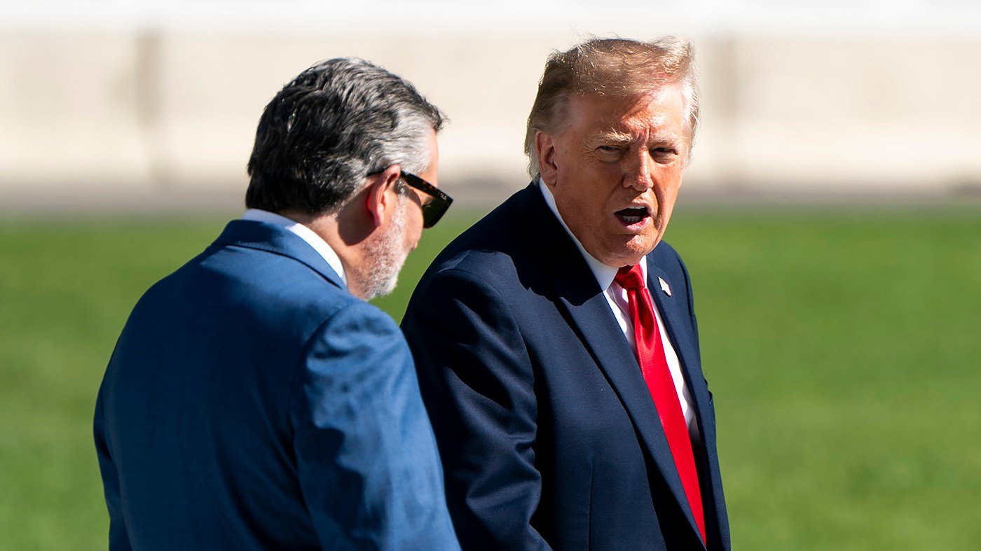 Trump floats Cruz for Supreme Court in quip about Senate gridlock