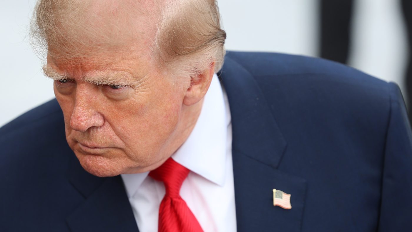 Trump Heads to Tennessee Rally Amid Execution Livestream Debate