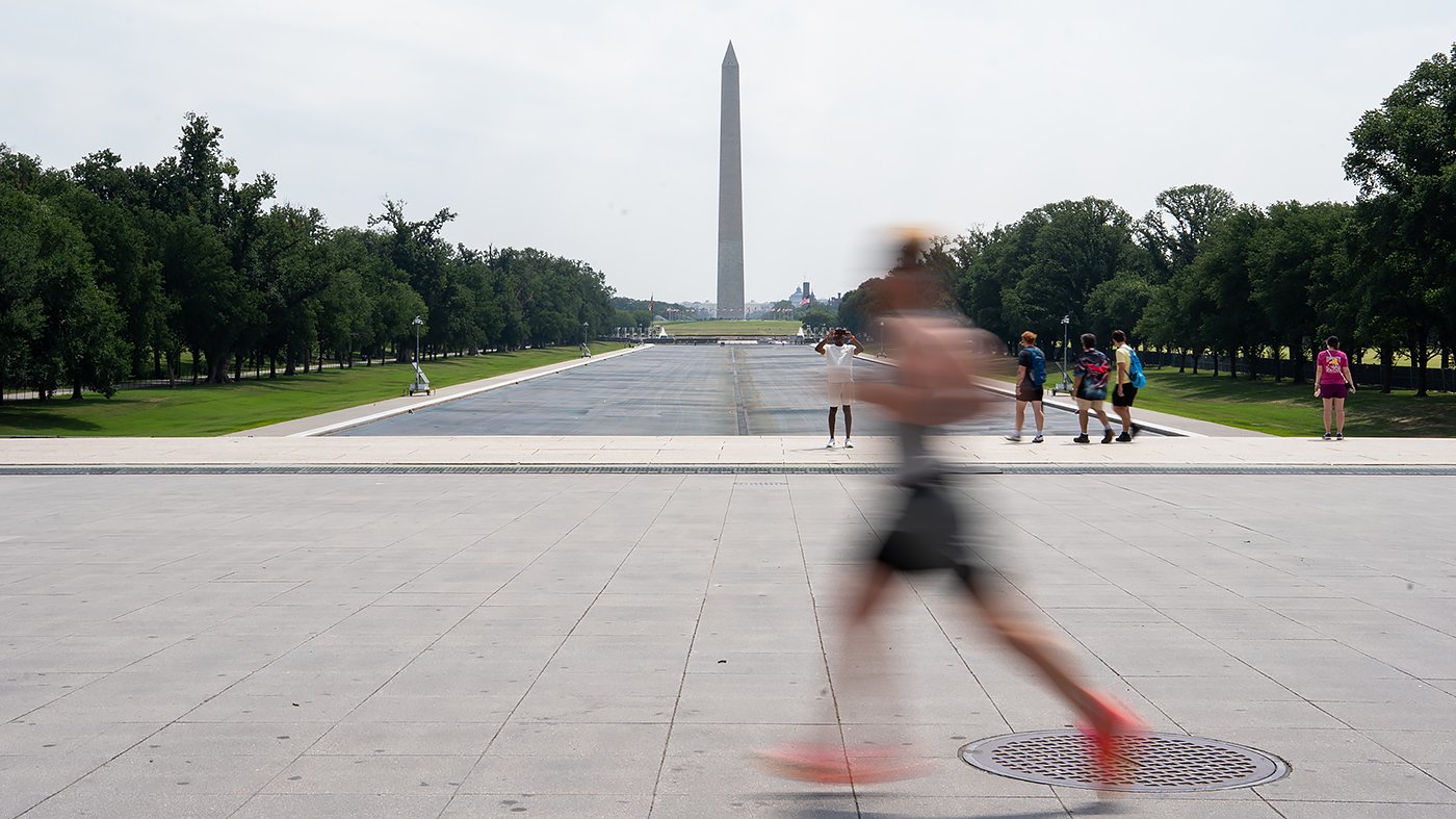 Trump Keeps Pirro in Crosshairs as Reflecting Pool Case Unravels