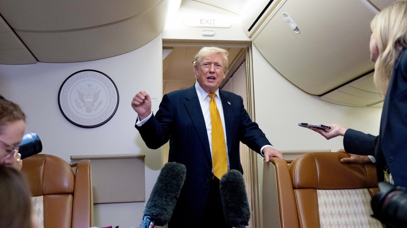 Trump Mourns Troops Killed in Jordan as US Strikes Iranian Targets
