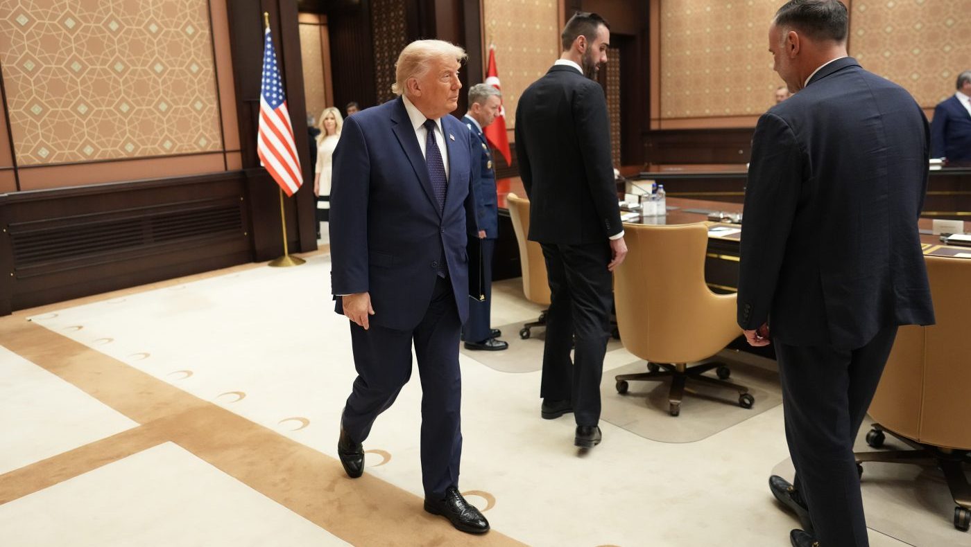 Trump Revives Greenland Purchase Push at NATO Summit, Strains Alliance