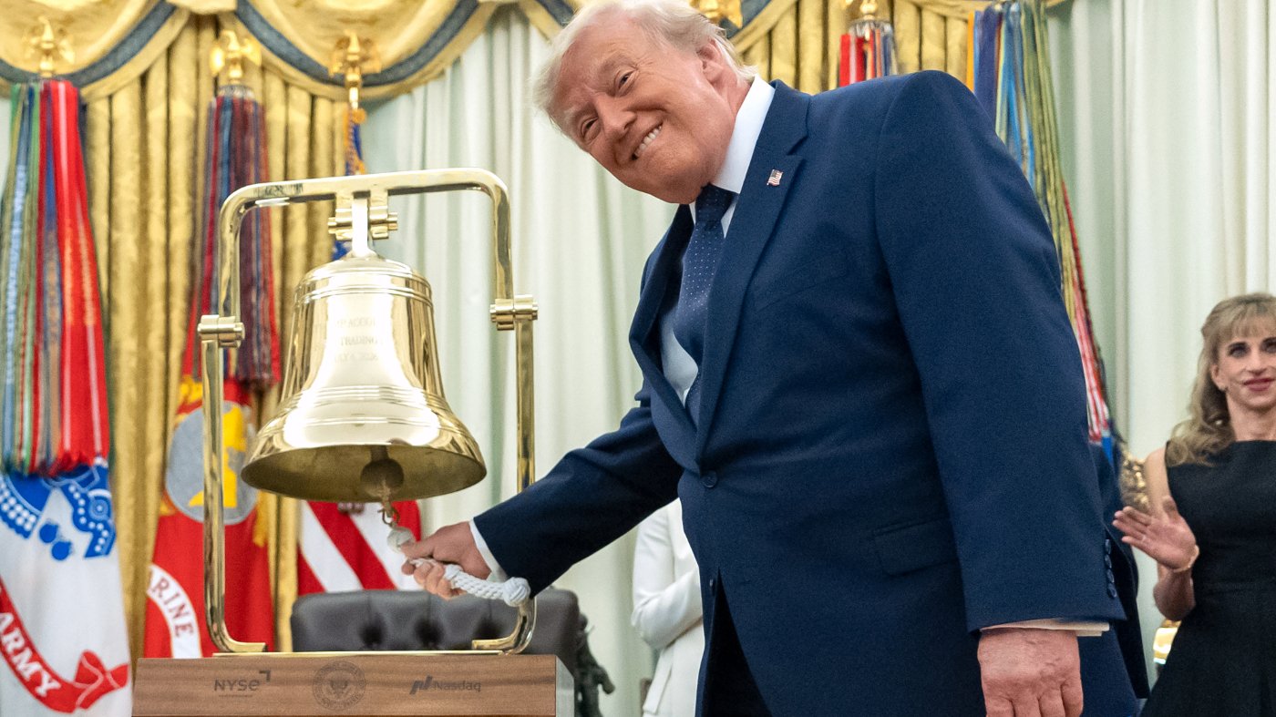 Trump's $2.2 Billion Year Exposes Unprecedented Self-Enrichment in Office