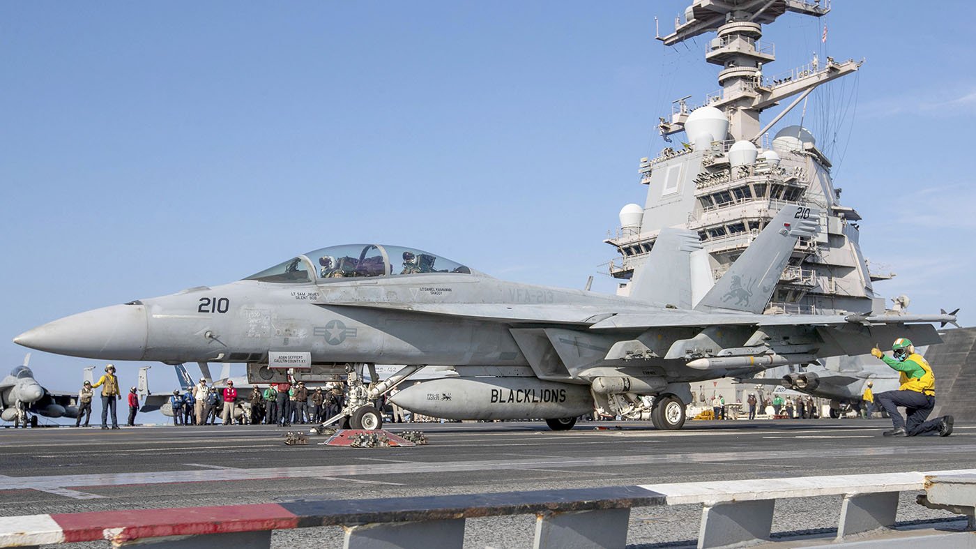 Trump's carrier redesign push risks costly delays, experts warn