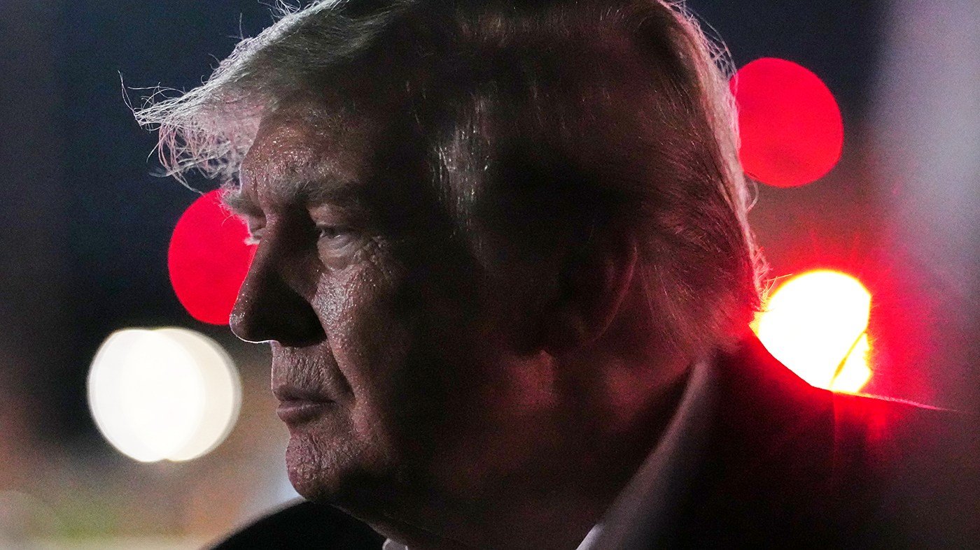Trump's Midterm Bargains: From Dividend Checks to Disaster Aid