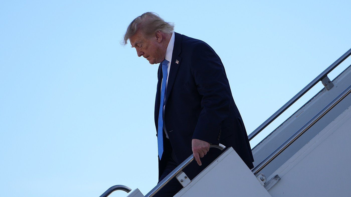 Trump's Red-State Rally Tour Alarms Republicans as Midterm Map Expands