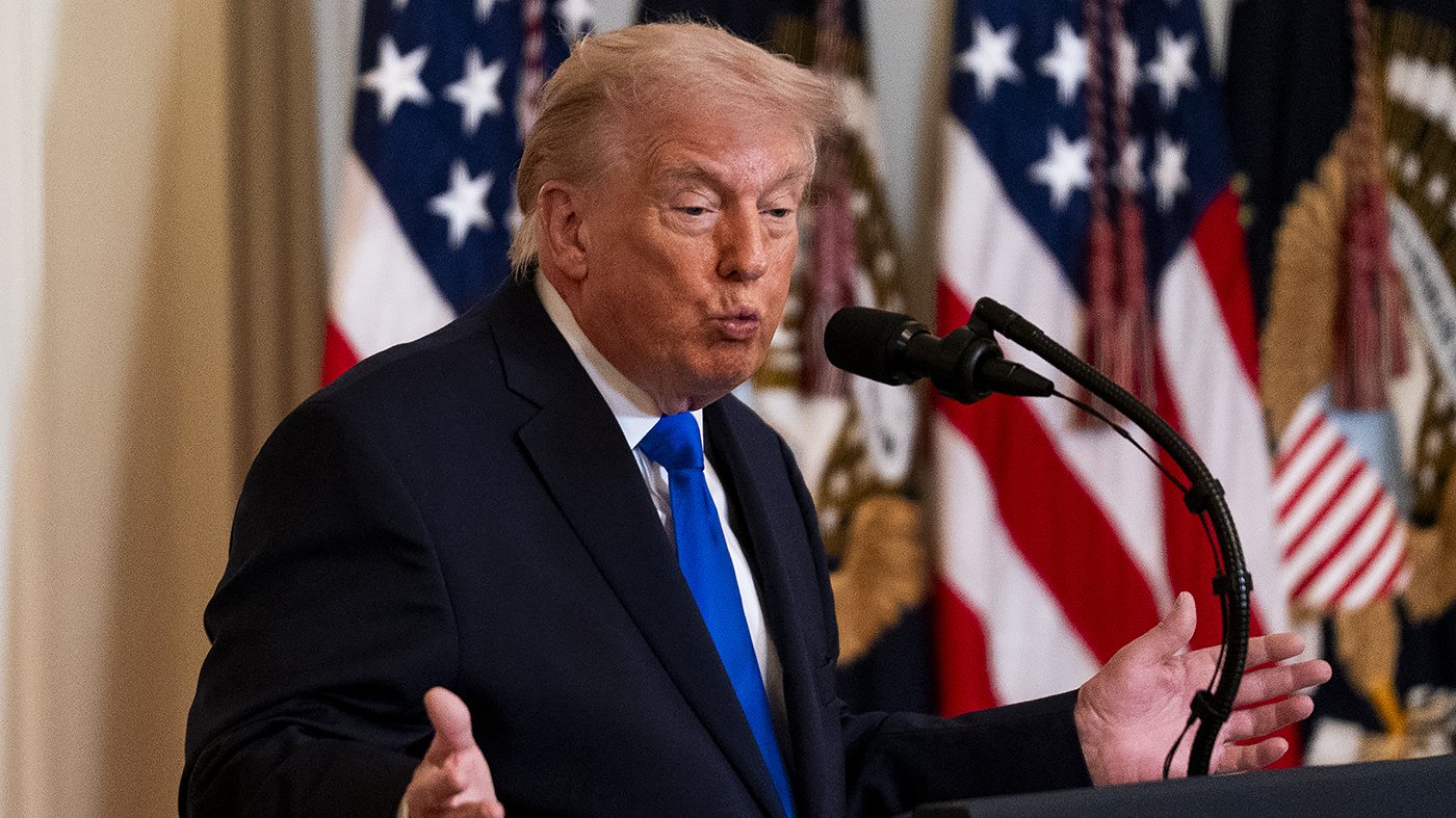 Trump Sets Tuesday Deadline for Iran, Threatens 'Hell' in Social Media Ultimatum