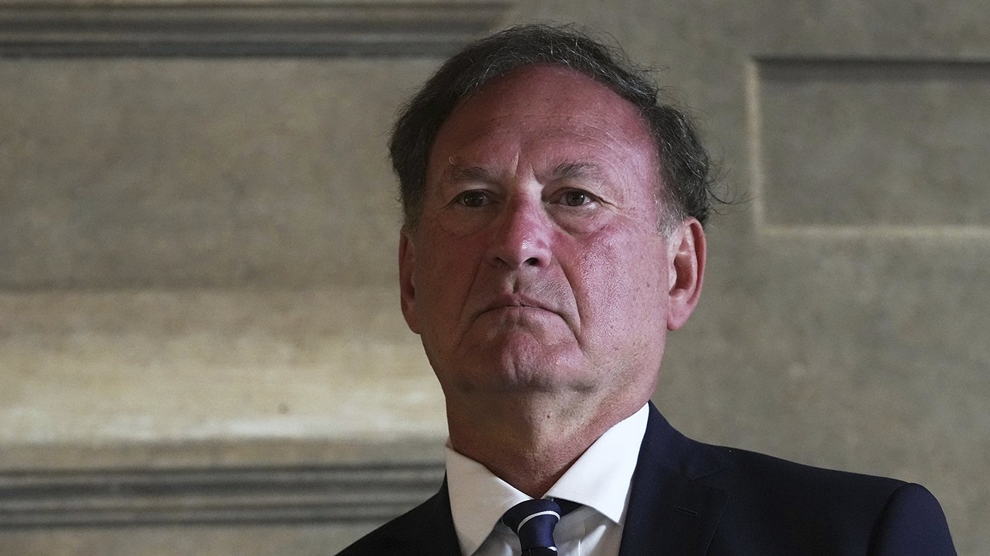 Trump Signals Readiness for Potential Supreme Court Vacancies Amid Retirement Speculation