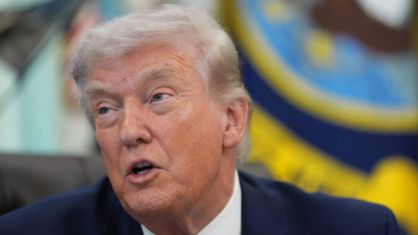 Trump Signs Executive Order on Medical Research Amid Midterm Campaign Push