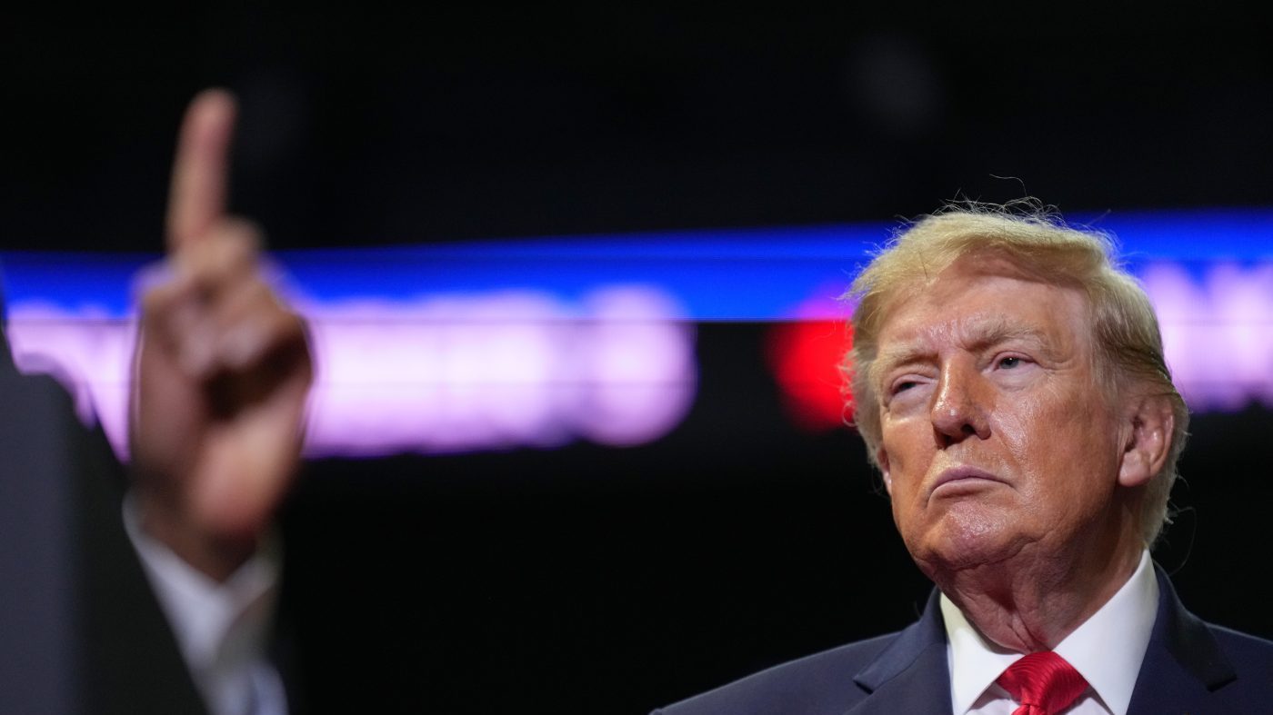 Trump Targets Omar and Minnesota in Ohio Rally Amid Federal Probe