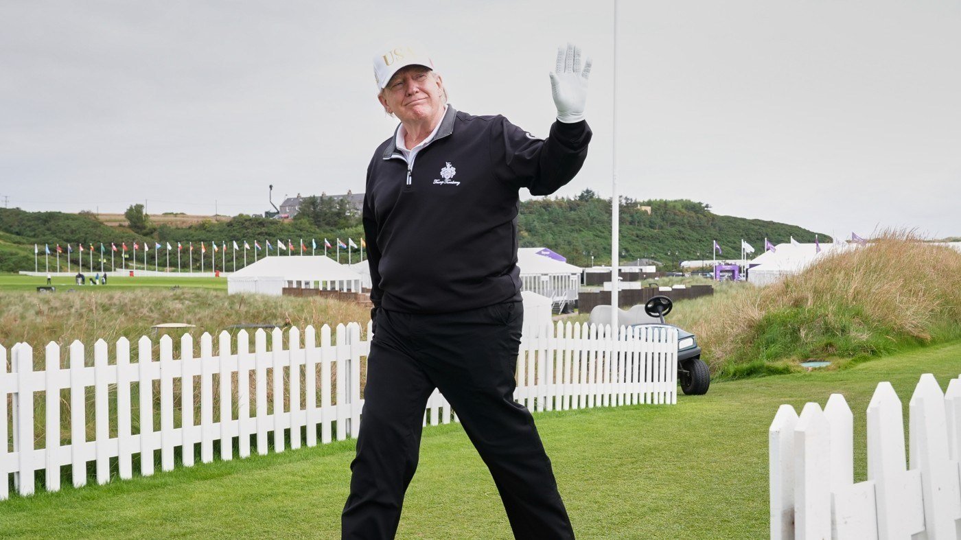 Trump to Visit Irish Golf Resort for Open as Political and Financial Interests Converge