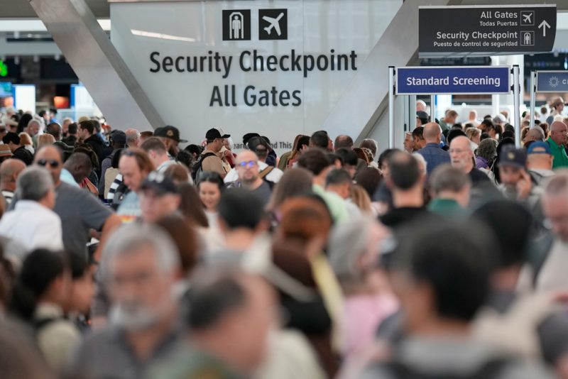 TSA Warns of Airport Shutdowns as Unpaid Staff Absences Reach Crisis Levels