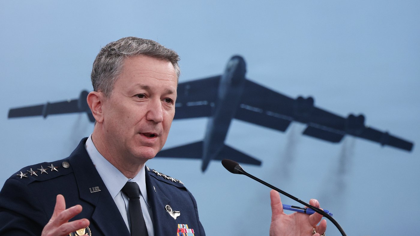 U.S. Bolsters Middle East Force with 2,000 Paratroopers from 82nd Airborne