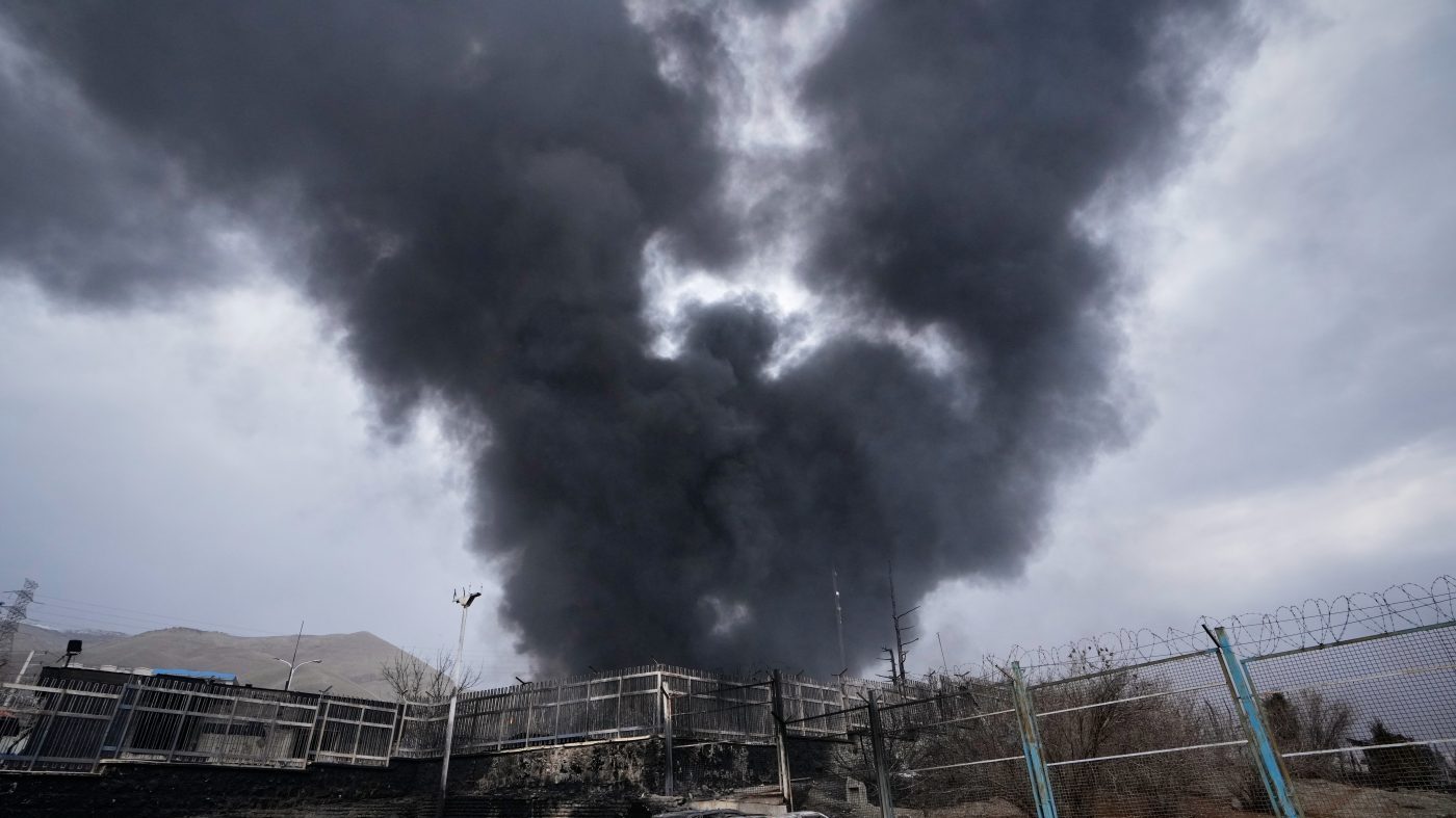 U.S.-Iran Ceasefire Efforts Collapse as Both Sides Reject Proposals, Military Activity Escalates