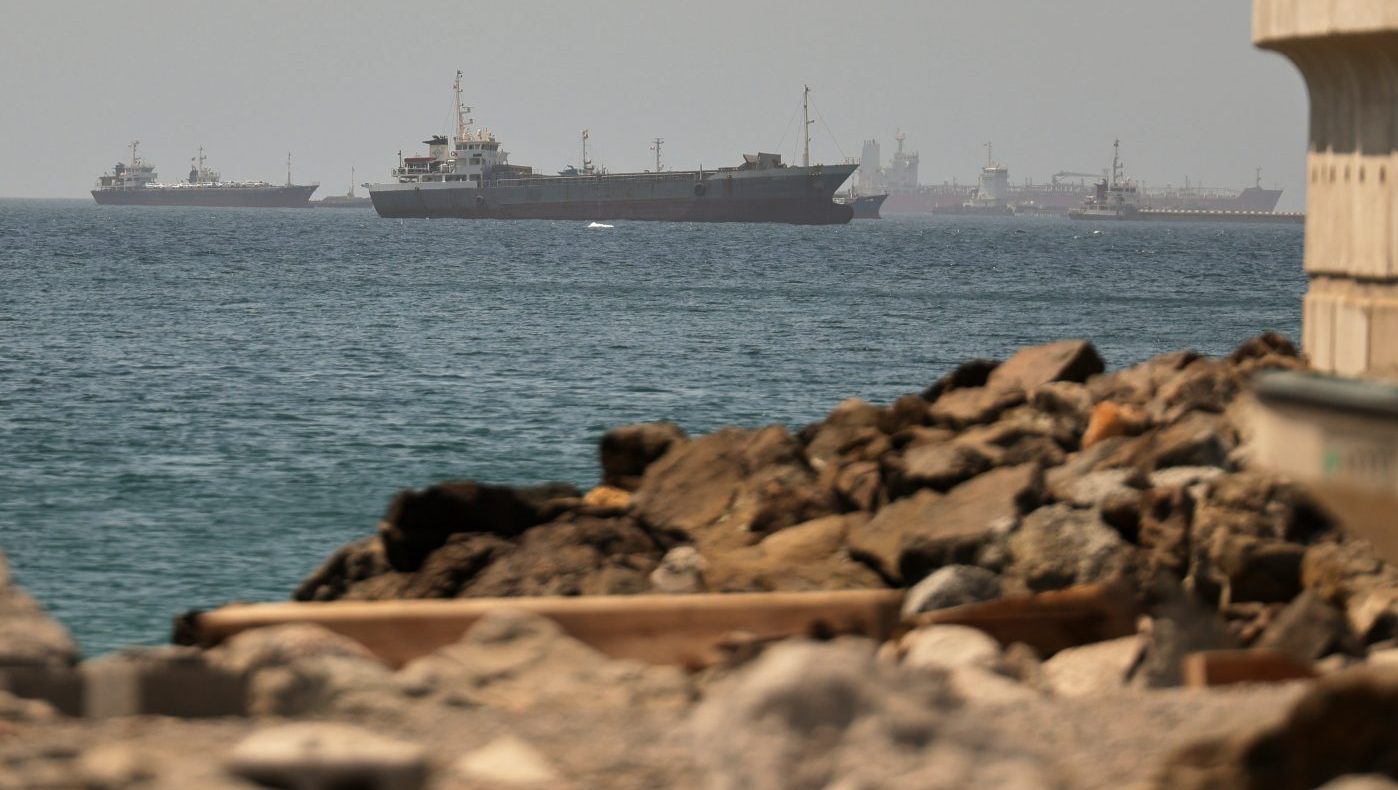 U.S. Launches Sixth Day of Airstrikes on Iran as Tehran Signals Openness to Talks