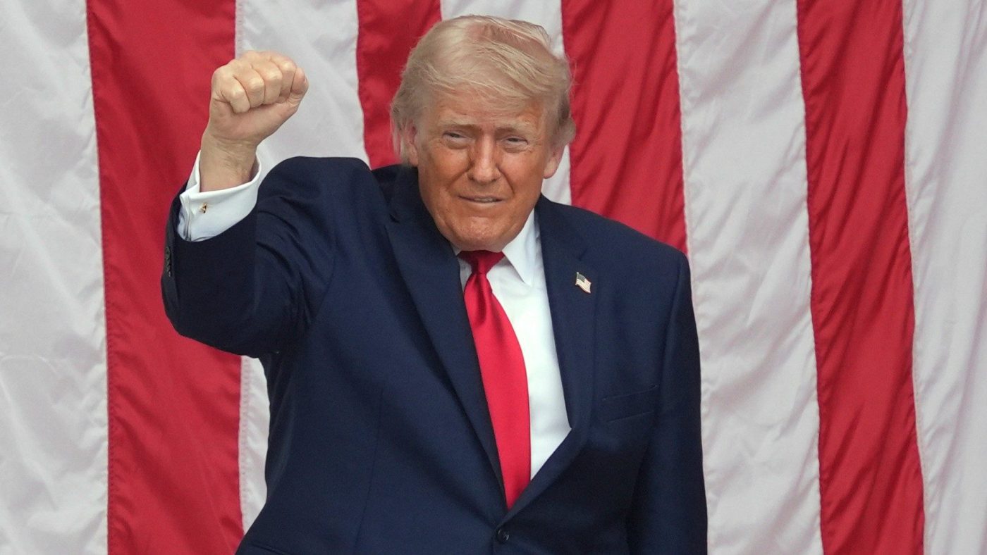 U.S. Strikes Iran Amid Talks; Texas Runoff Tests Trump's Clout