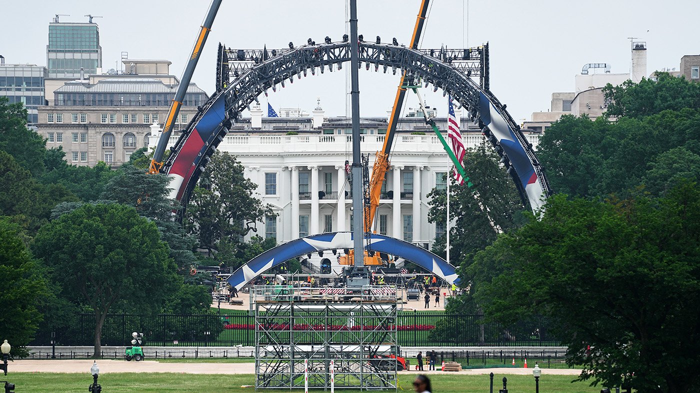 UFC 250 at White House: Trump's Birthday Bash Blends Combat Sports and Politics