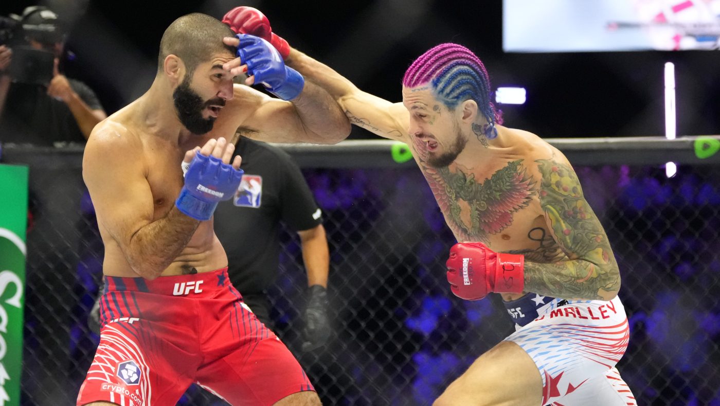 UFC's O'Malley Jokes to Trump: 'I Knocked Out a Canadian for You' After White House Bout