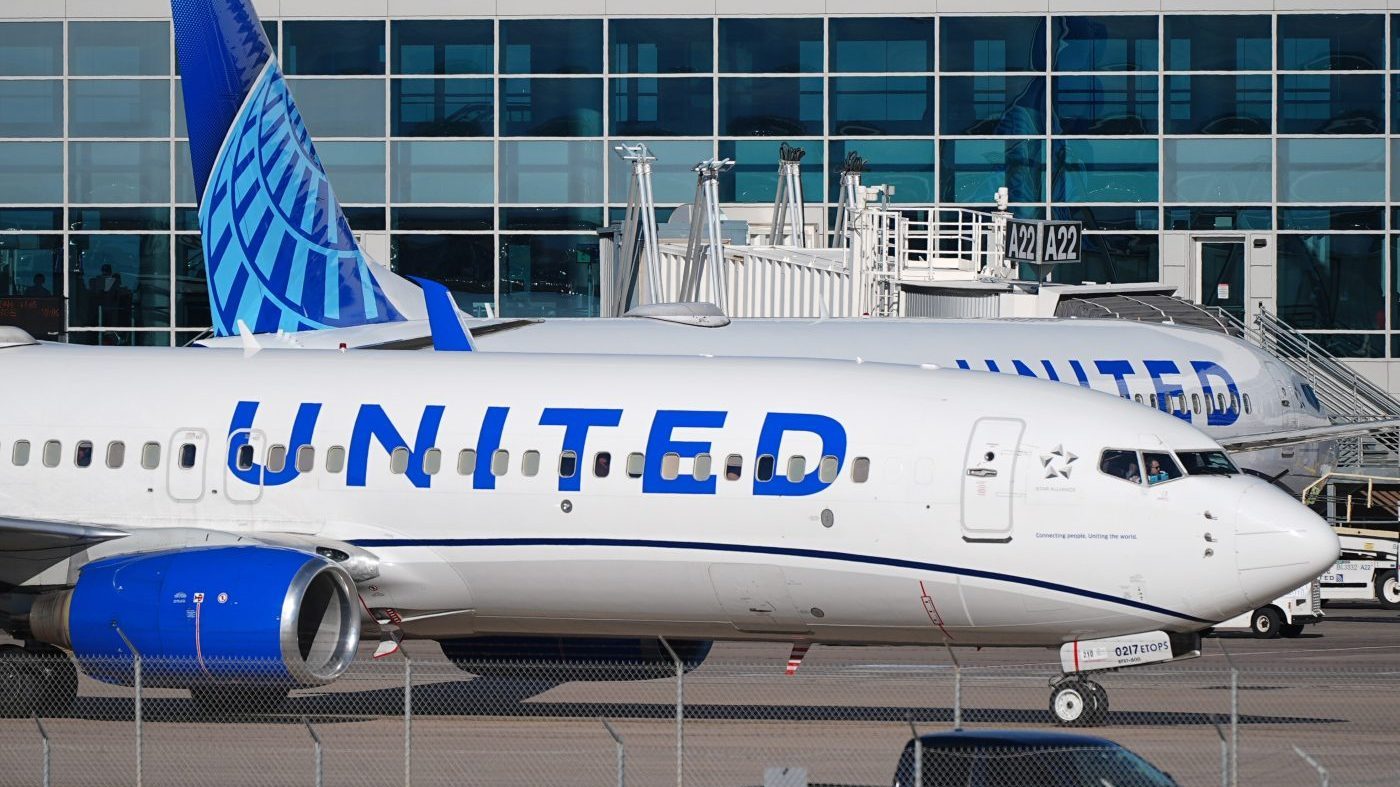 United Airlines Cuts Flights as Iran Conflict Sends Jet Fuel Costs Soaring