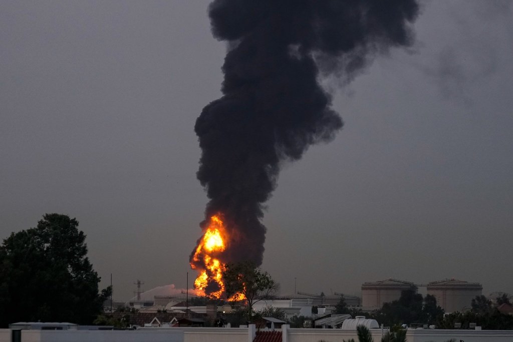 US Gulf Strategy Creates Dependency Trap as Iran Exploits Asymmetry