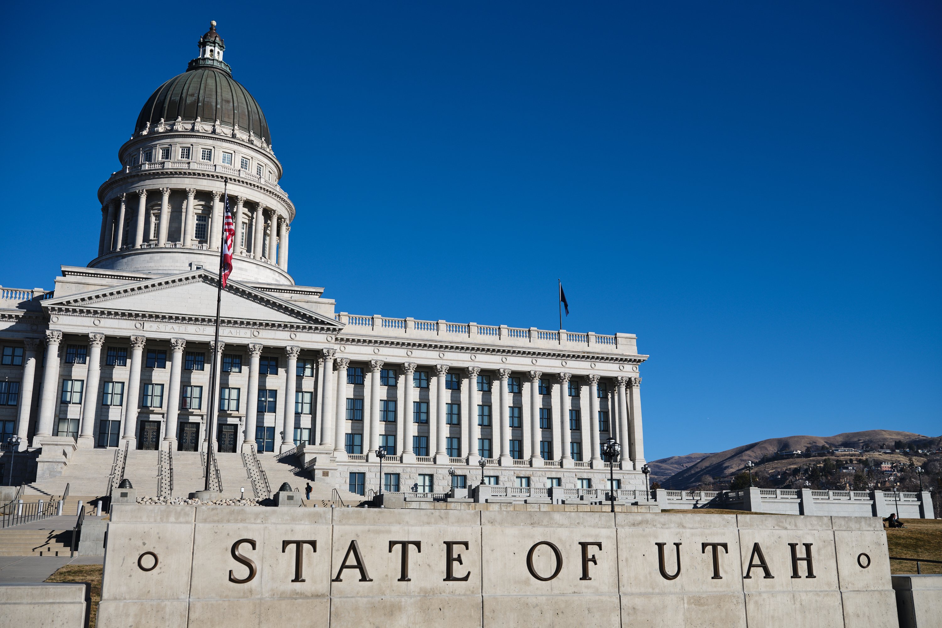 Utah GOP's Redistricting Repeal Falls Short as 9,000 Voters Withdraw Petition Signatures