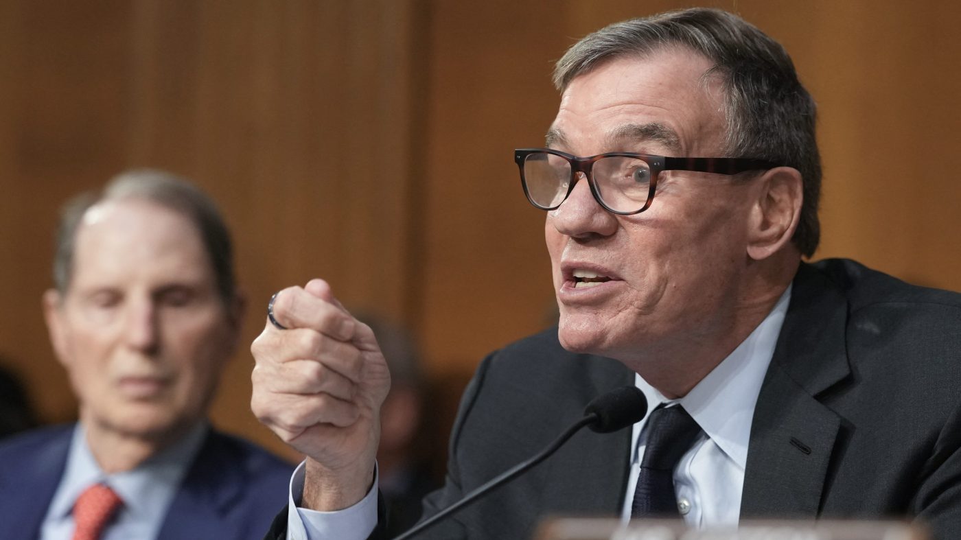 Warner: Low US Death Toll in Iran Conflict 'Remarkable' as Fatalities Hit 16