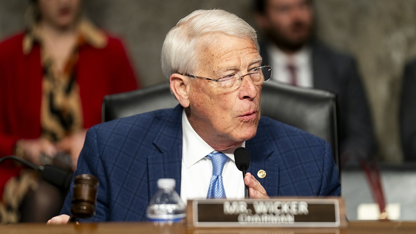 Wicker Criticizes Pentagon Decision to End Universal Military Flu Vaccine Mandate