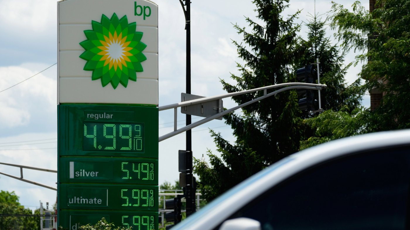 Windfall Tax Bills on Oil Producers Could Backfire, Analysts Warn
